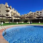 Acquamarina By Edeal Homes * デニア
